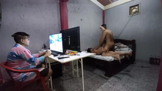 Loira gostosa fodendo como seu marido amador