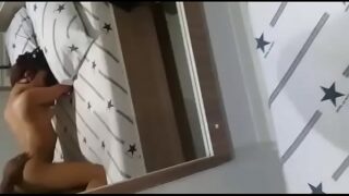 Fazendo sexo amador com a novinha gostosa no motel