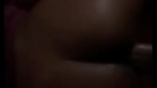 Minha vizinha gostosa sentando na piroca