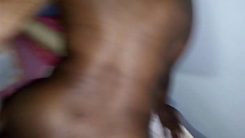 Mulata gostosa gemendo gostoso no pau duro