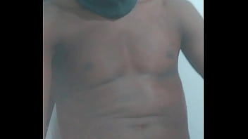 Safadas trocando o consolo pelo pau grosso do negão