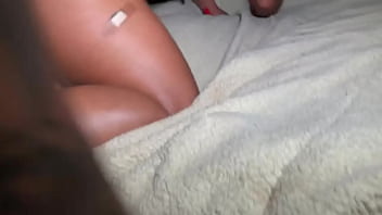 Comendo o cú da morena bucetuda gostosa