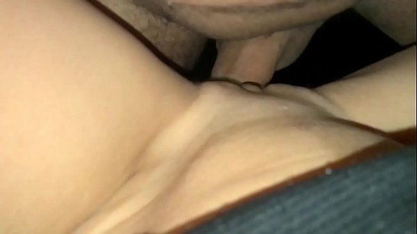 Casada gostosa chifrando o corno dando muito para o amante comedor