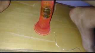 Novinha transando com o seu consolo