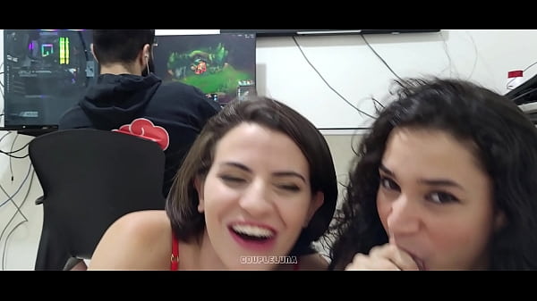 Transando gostoso com a mulher safada do corno