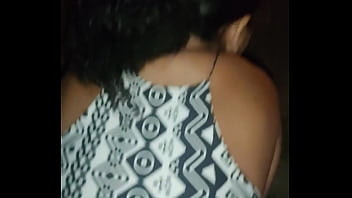 Novinha danadinha sentando na piroca