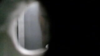 Fodendo a gordinha bucetuda gostosa depois do banho