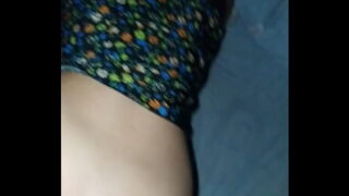 Sexo anal intenso com negão socando a rola na namorada safada