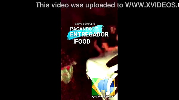 Casada safada gozando na rola do amante no carro