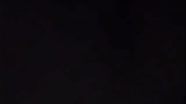 Morena safada metendo com amante no sofa