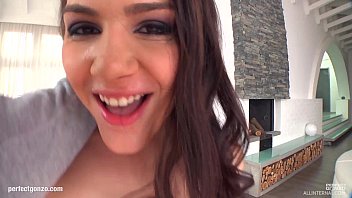 Safadinha tomou pau ate ficar toda gozada
