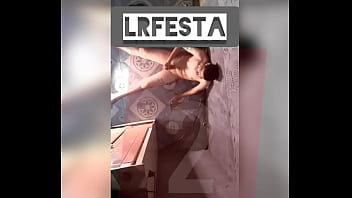 Fodendo a ruiva safada assitindo pornô no xvideos