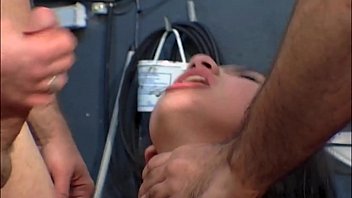 Coroa rabuda deliciosa transando de quatro