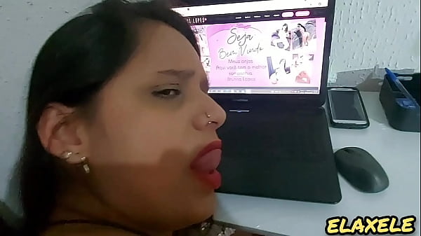 Tia safada muito gulosa devorando a rola do sobrinho