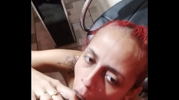 Rapidinha com sexo anal na esposa safada