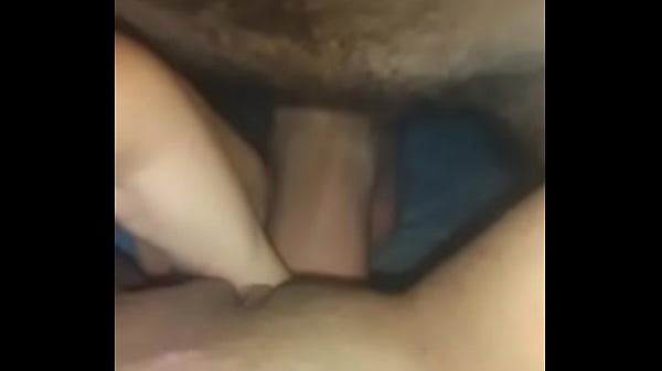 Safada fudendo no banheiro sexo caseiro