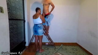 Novinha safada pagou um boquete na casa da sogra