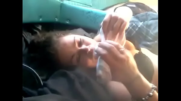 Novinha acordou querendo piroca deliciosa