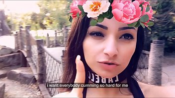 Camgirl gostosinha gozando muito se masturbando intensamente