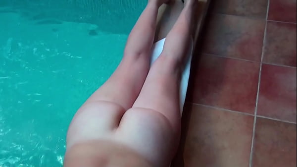 Acompanhante de luxo safadinha sentando na piroca deliciosa