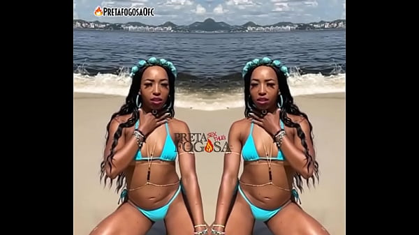 Flagra ruiva maravilhosa fogosa cavalona fogosa fodendo gostosinho na beira do rio