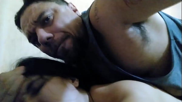 Gordinha chupando gostosao o cacete duro grosso gostosao