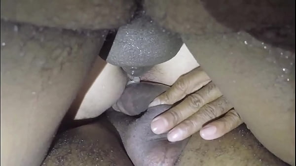 Gostosa quicando na piroca do namorado comedor