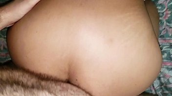 Novinha vídeo com rabuda tesuda trepando gostosinho no motel