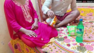 Loira garota novinha fudendo muito gostosinho no xnxx