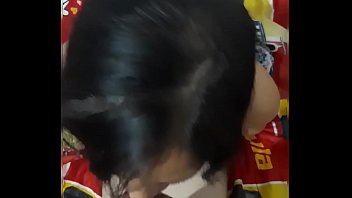Namoradinha bem gostosinha entrando na pica