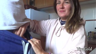 Putona filme com caseira tomando muita rola dura