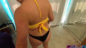 Safada tirou o biquini pra foder muito gostoso
