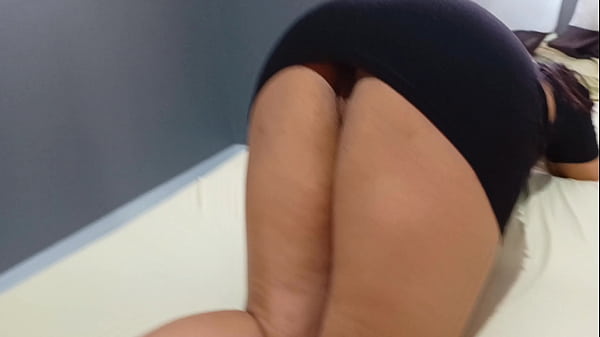 Sentadinha amadora gostosa da novinha metedeira tesuda