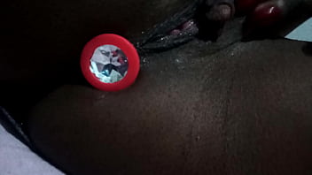 Namorada muito boazuda com a buceta melada quente gozando no pau gostoso