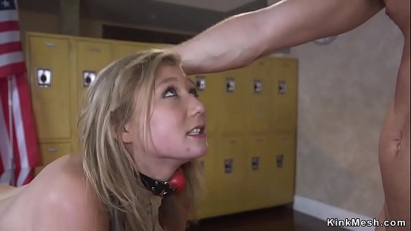 Anal vídeo amador tentando comer o cú da loirinha amadora fogosa safadona