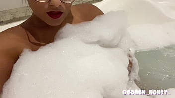 Sexo caseiro com novinha safada tomando pica na xoxota