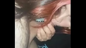 Loura safadinha gozando feito louca com o negão socando a rolona