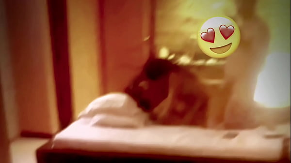 Fudendo a ficante safadona montando gostosao