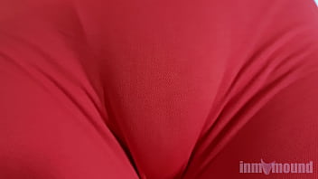 Bucetinha ficou toda molhadona na piroca grossa