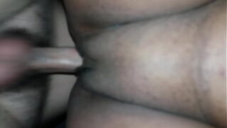 Metendo a casada muito safadona do amigao