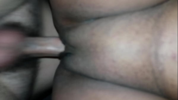 Metendo a casada muito safadona do amigao