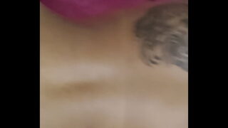 Moreninha gostosona e safadinha liberou o cuzinho depois da academia