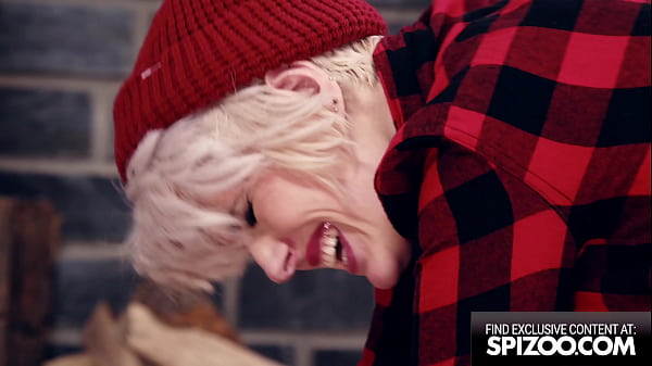 Fodendo a rolona dura na japinha putinha maravilhosa sapeca safadona