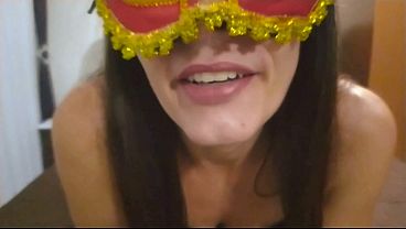 Socando o caralhão delicioso no cu da esposa casada muito boazuda