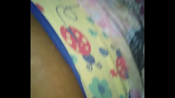 Morena cavalona tarada ficou de quatro no sexo pornôzinho amador