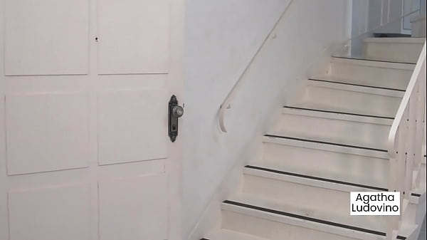 Negão transando duas gostosonas na praia caiu na net