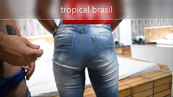 Negra safadinha chupando bem gostosinho a pica enorme no sexo anal sexo filme amador