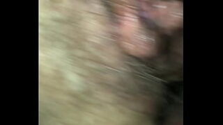 Safadona levando piroca dura gemendo trepou no banheiro