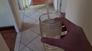 Gostosona fazendo uma surpresa agradando o esposo gostosinho