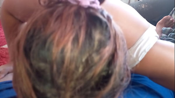 Mulherão deliciosa abrindo a boceta muito gostosinha pro amante taradinho meter